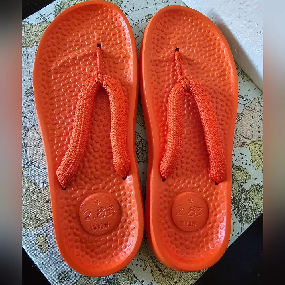 Allbirds orange 🍊 flip flops size‎ 9-9.5